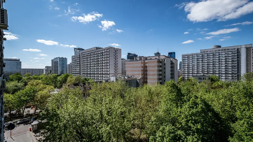 kawalerka, Wola 9