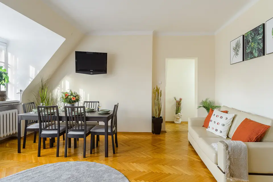 4-room flat in Śródmieście 11