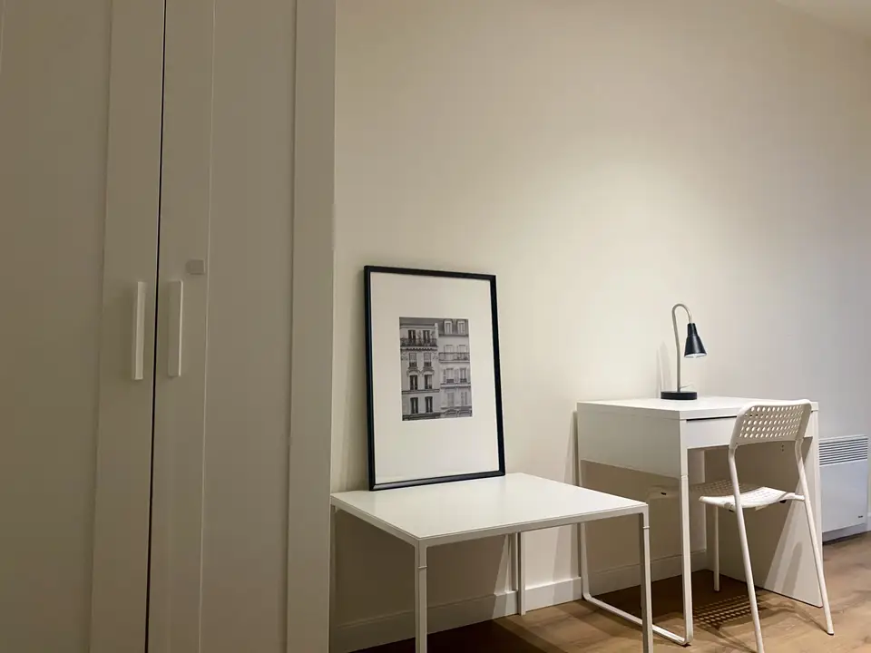 room in Wola 2