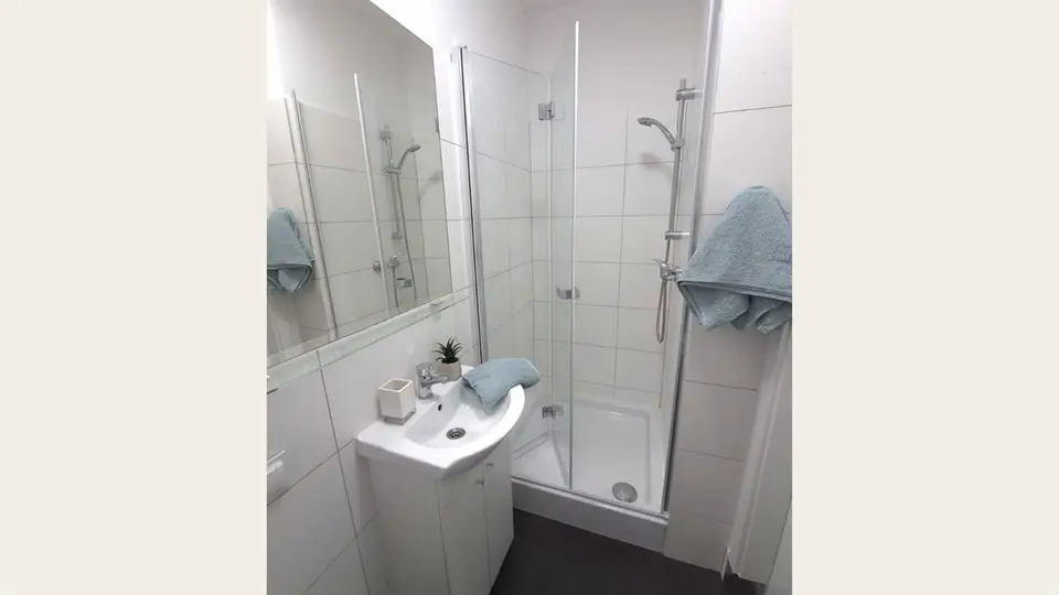 miejsce w pokoju, Mokotów 4