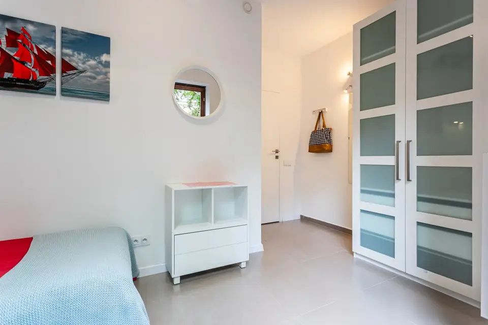 room in Mokotów 10