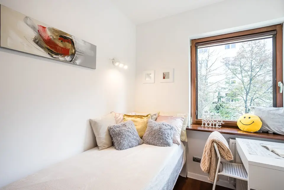 room in Mokotów 2